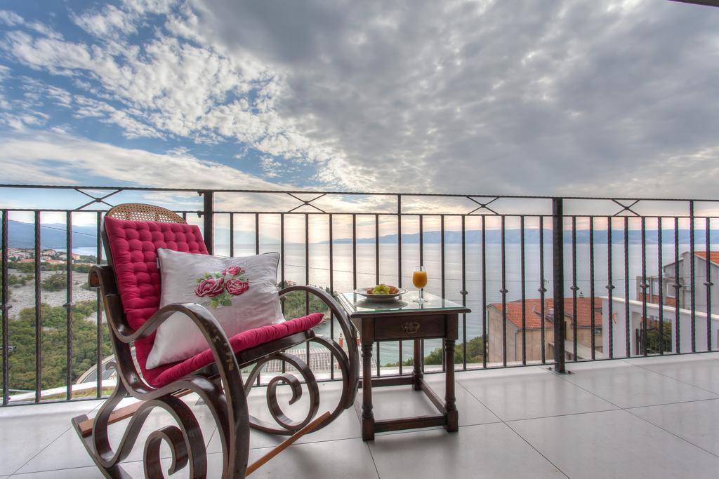 Apartments Villa Manda Novi Vinodolski Dış mekan fotoğraf